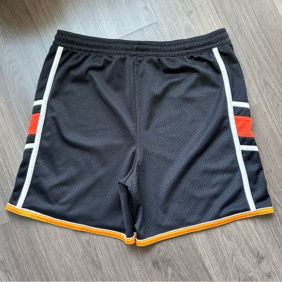 Basketball Shorts - Picture 2 of 5